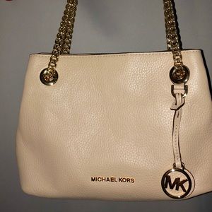 Michael Kors Jet Set Oyster Medium Messenger Bag